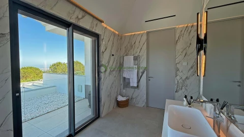 Moradia T5 para Venda em Loule (São Clemente)