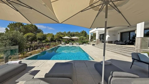 Moradia T5 para Venda em Loule (São Clemente)