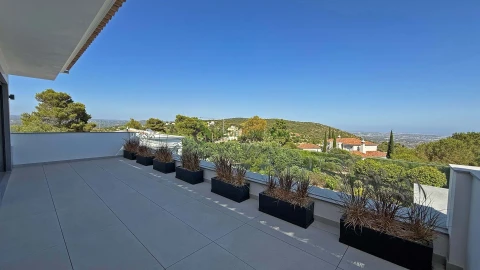 Moradia T5 para Venda em Loule (São Clemente)