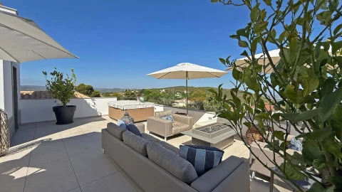 Moradia T5 para Venda em Loule (São Clemente)