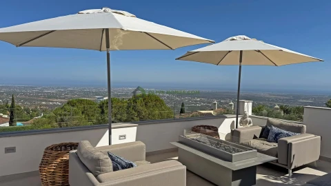 Moradia T5 para Venda em Loule (São Clemente)