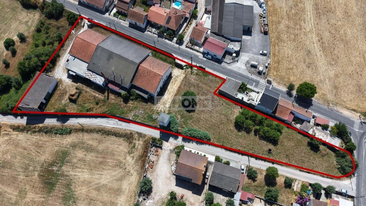 Terreno para Venda em Alcanhões Foto 1