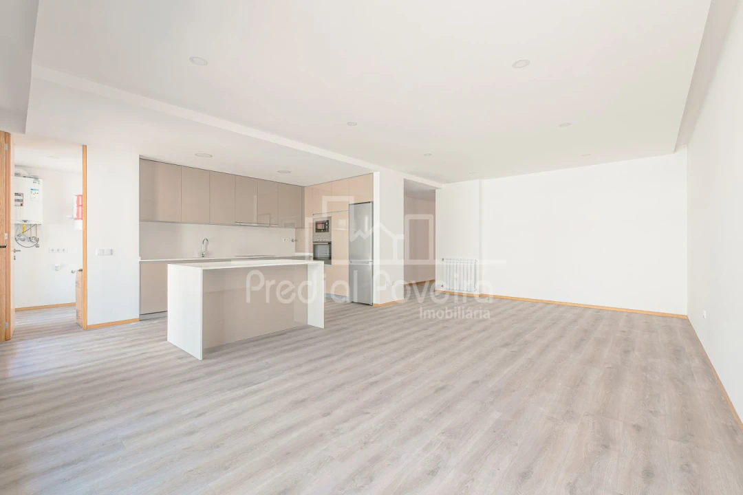 Apartamento T3 para Venda em Póvoa de Varzim, Beiriz e Argivai Foto 4