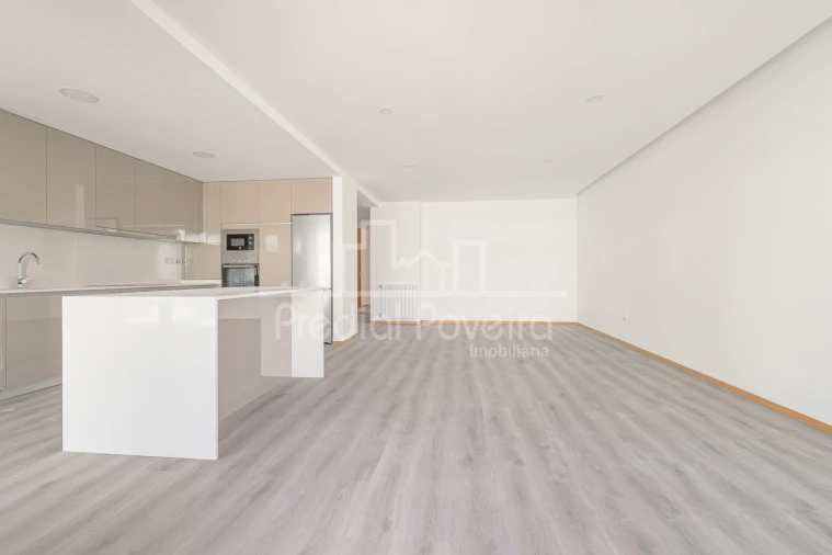 Apartamento T3 para Venda em Póvoa de Varzim, Beiriz e Argivai Foto 7