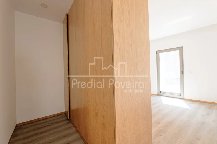 Apartamento T3 para Venda em Póvoa de Varzim, Beiriz e Argivai Foto 11