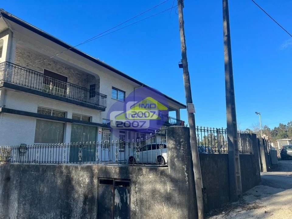 Apartamento T3 para Venda em Carregosa Foto 2