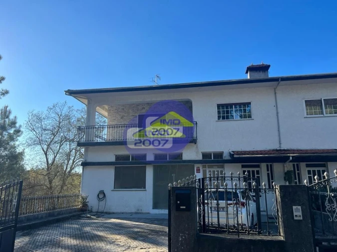 Apartamento T3 para Venda em Carregosa Foto 1