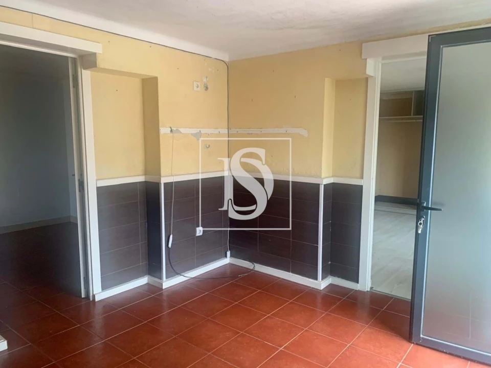 Negócio para Venda em Areosa Foto 7