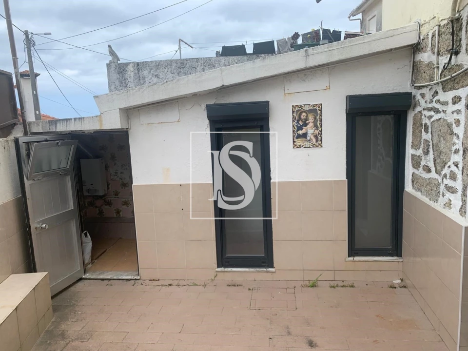 Negócio para Venda em Areosa Foto 2