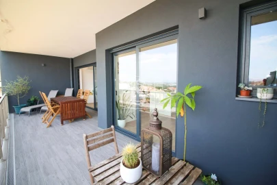 Apartamento T3 para Venda em Ferreiros e Gondizalves