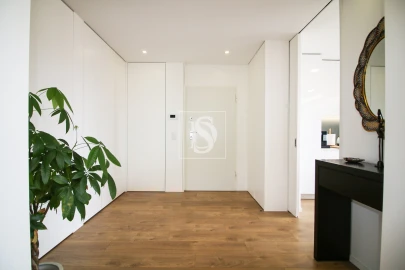 Apartamento T3 para Venda em Ferreiros e Gondizalves