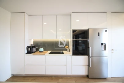 Apartamento T3 para Venda em Ferreiros e Gondizalves