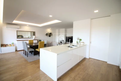 Apartamento T3 para Venda em Ferreiros e Gondizalves