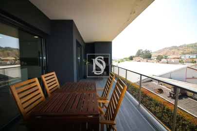 Apartamento T3 para Venda em Ferreiros e Gondizalves