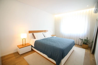 Apartamento T3 para Venda em Ferreiros e Gondizalves