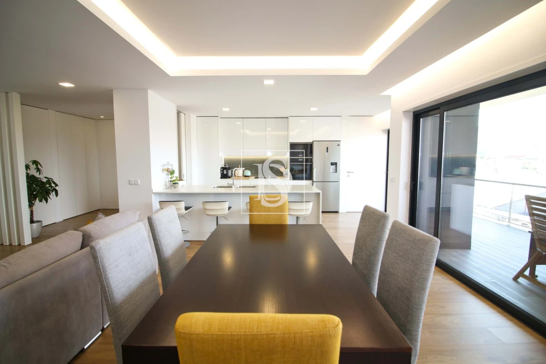 Apartamento T3 para Venda em Ferreiros e Gondizalves Foto 10