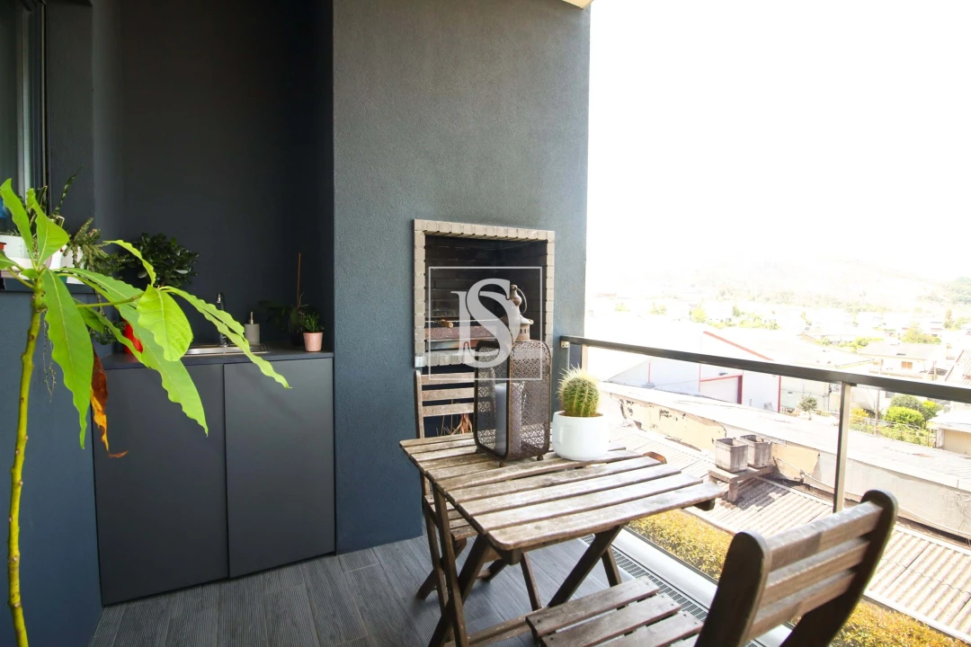 Apartamento T3 para Venda em Ferreiros e Gondizalves Foto 13