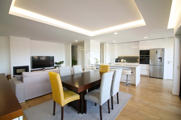 Apartamento T3 para Venda em Ferreiros e Gondizalves Foto 7