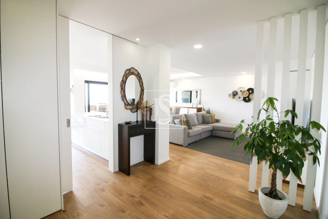 Apartamento T3 para Venda em Ferreiros e Gondizalves Foto 17