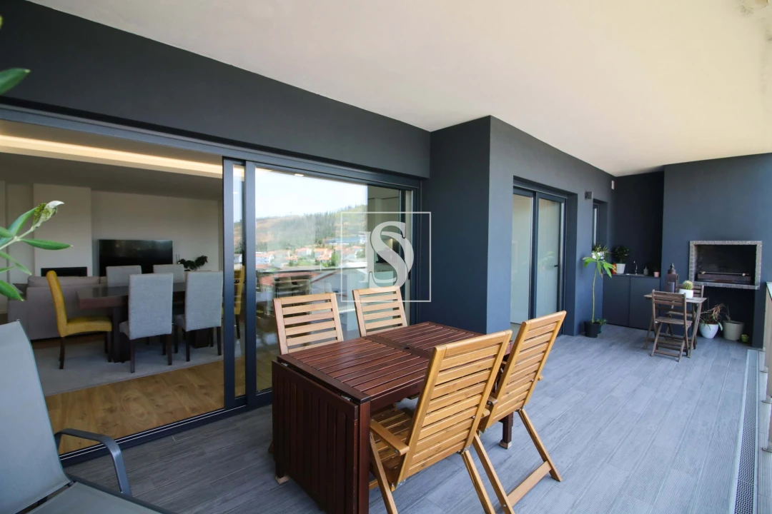 Apartamento T3 para Venda em Ferreiros e Gondizalves Foto 15