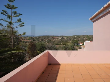 Moradia T6 para Venda em Estômbar e Parchal