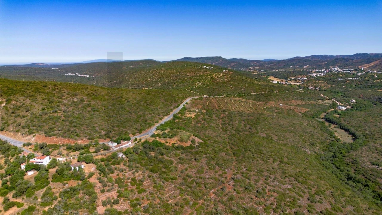 Terreno para Venda em Salir Foto 16