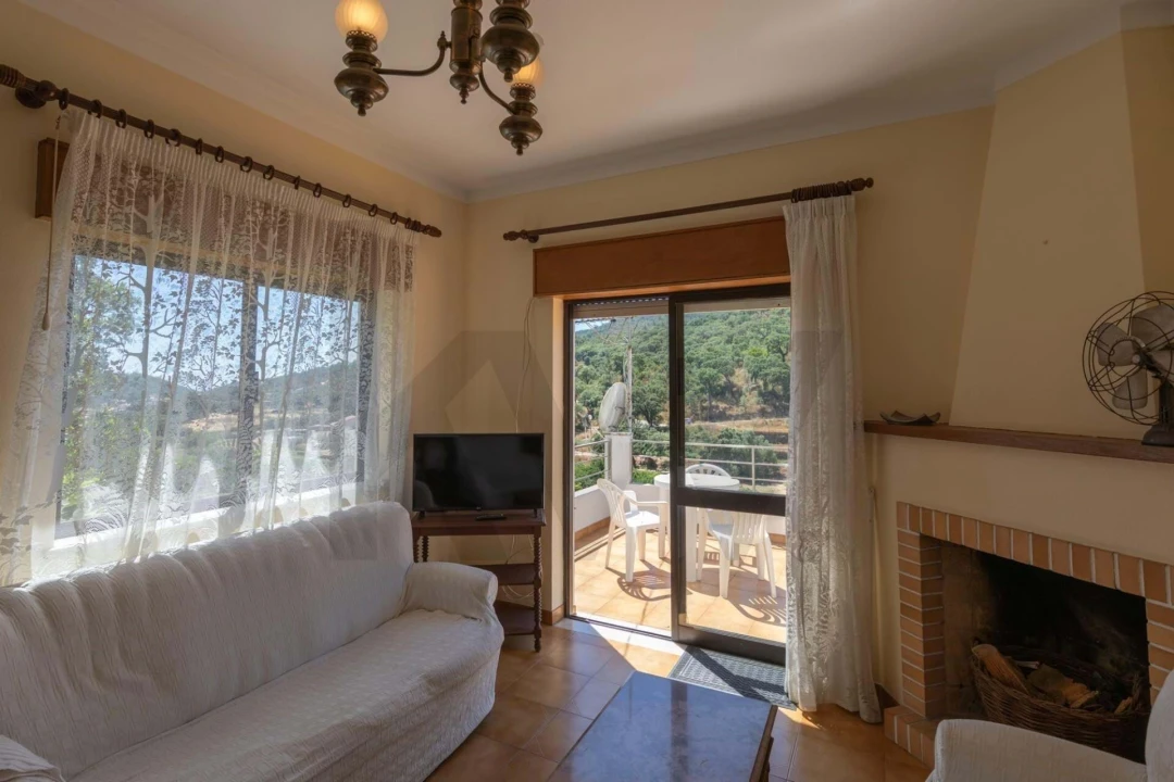 Moradia T3 para Venda em Monchique Foto 10