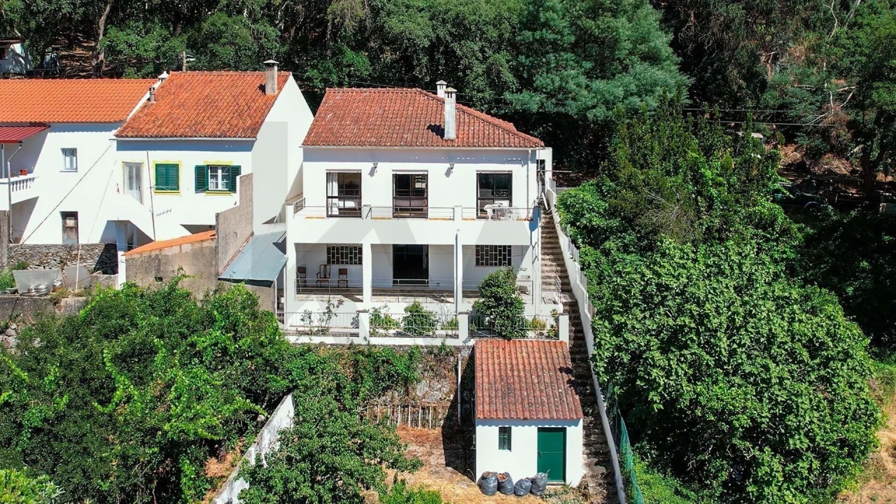 Moradia T3 para Venda em Monchique Foto 5