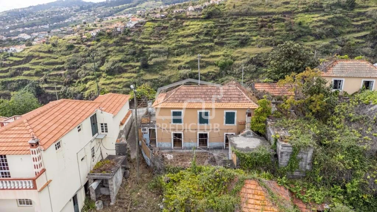 Moradia T3 para Venda em Calheta Foto 3