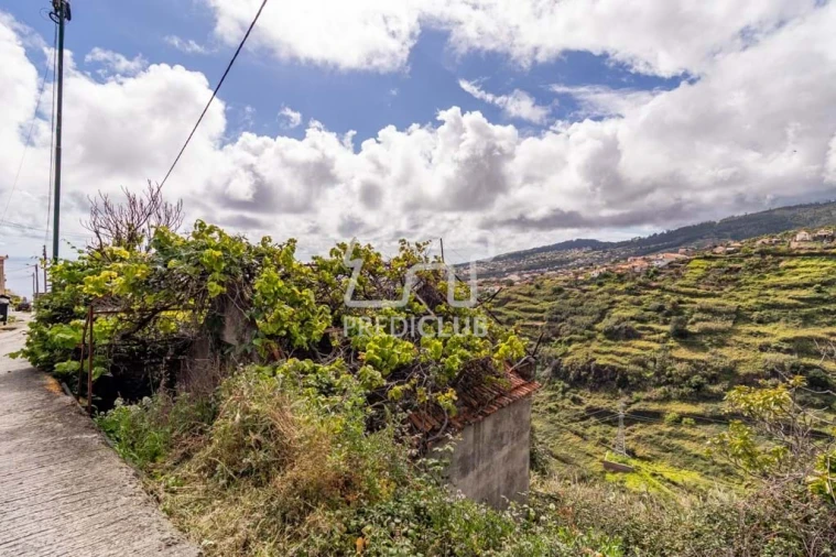 Moradia T3 para Venda em Calheta Foto 24