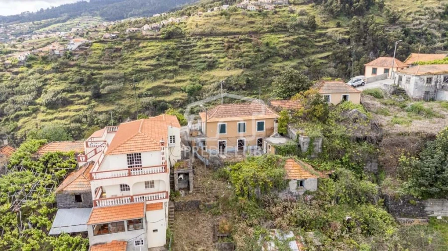 Moradia T3 para Venda em Calheta Foto 7