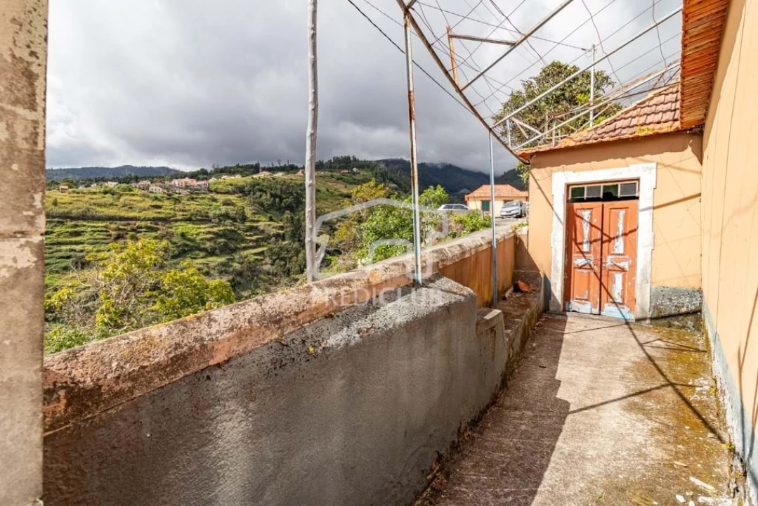 Moradia T3 para Venda em Calheta Foto 22