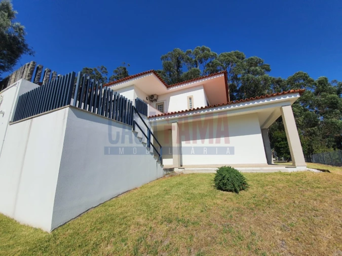 Moradia T3 para Venda em Gavião Foto 4