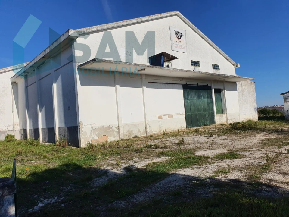 Armazém para Venda em Alcanhões Foto 14