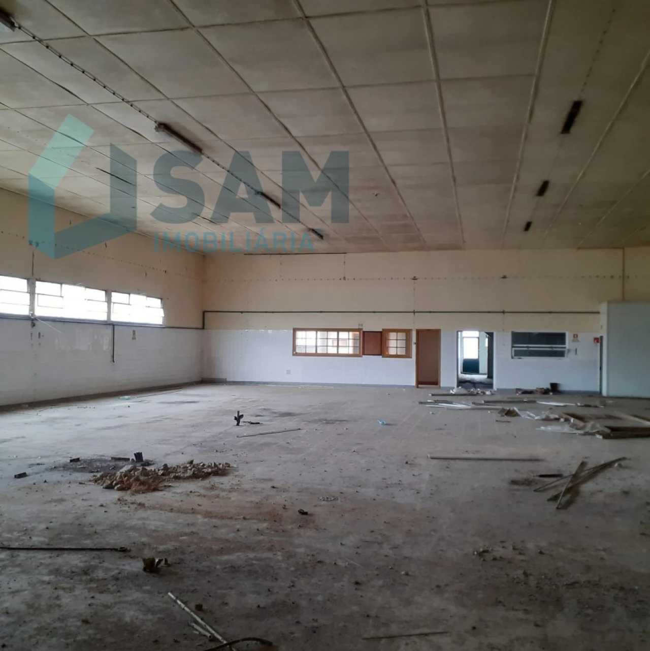 Armazém para Venda em Alcanhões Foto 22