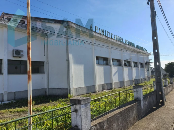 Armazém para Venda em Alcanhões Foto 3