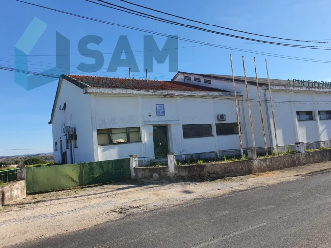 Armazém para Venda em Alcanhões Foto 8