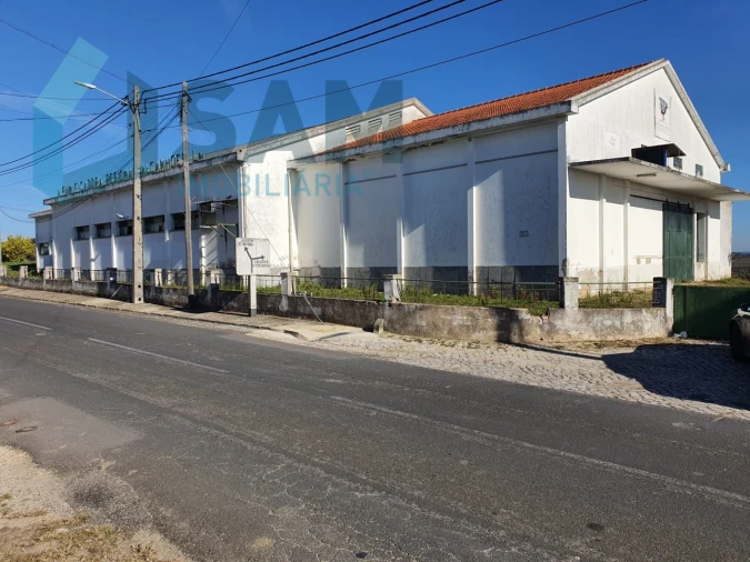 Armazém para Venda em Alcanhões Foto 12