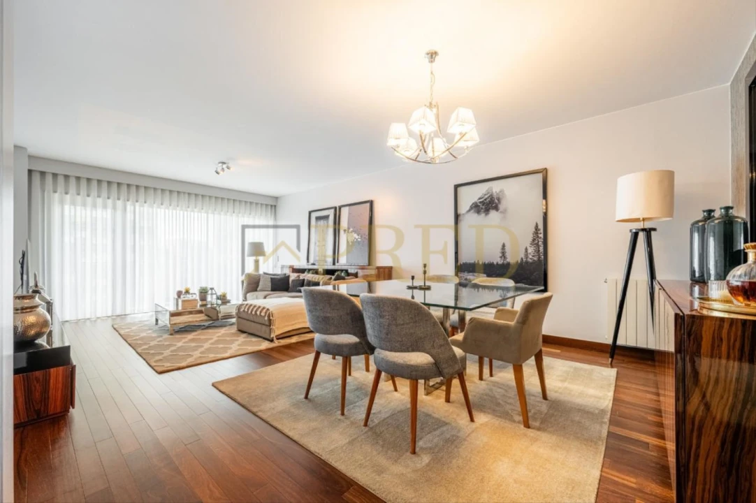 Apartamento T3 para Venda em Santa Marinha e São Pedro da Afurada Foto 1