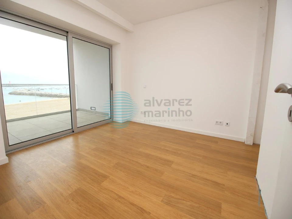 Apartamento T1 para Venda em Sesimbra (Santiago) Foto 4