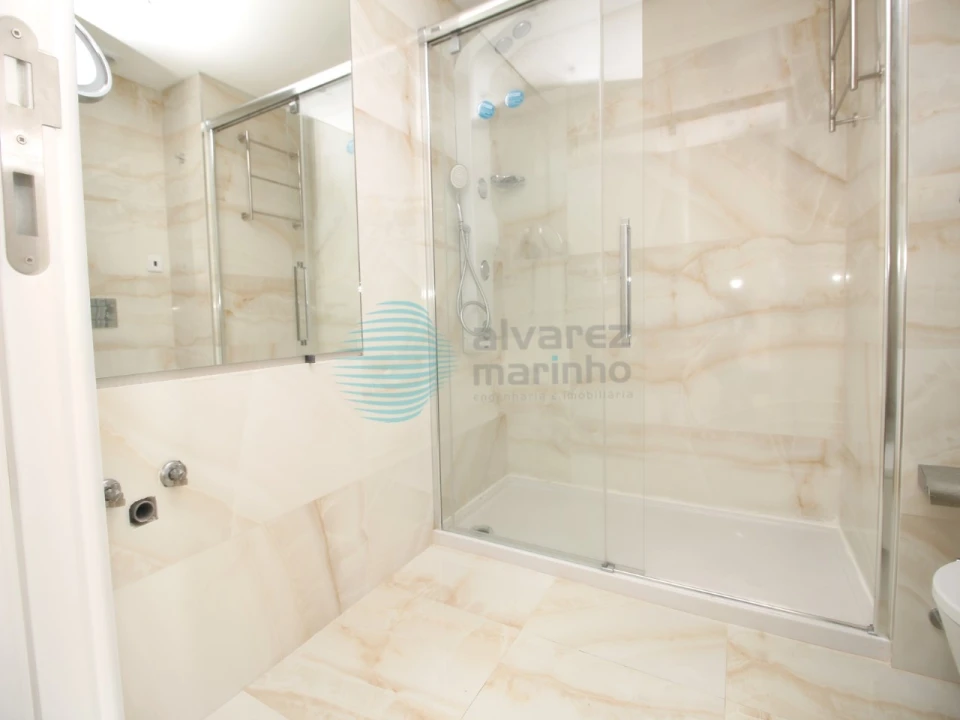 Apartamento T1 para Venda em Sesimbra (Santiago) Foto 5