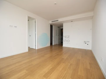 Apartamento T1 para Venda em Sesimbra (Santiago)