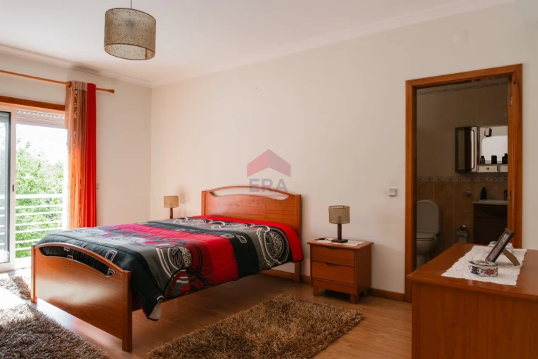 Moradia T0 para Venda em Manteigas (Santa Maria) Foto 13