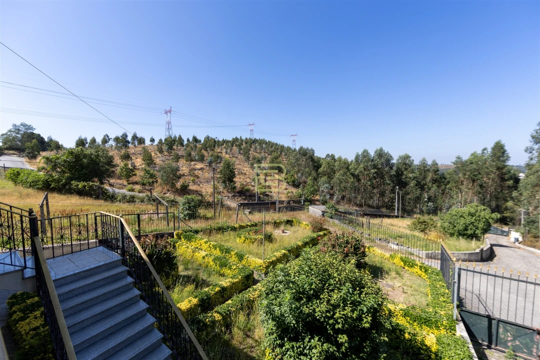 Quinta T5 para Venda em Alfena Foto 36