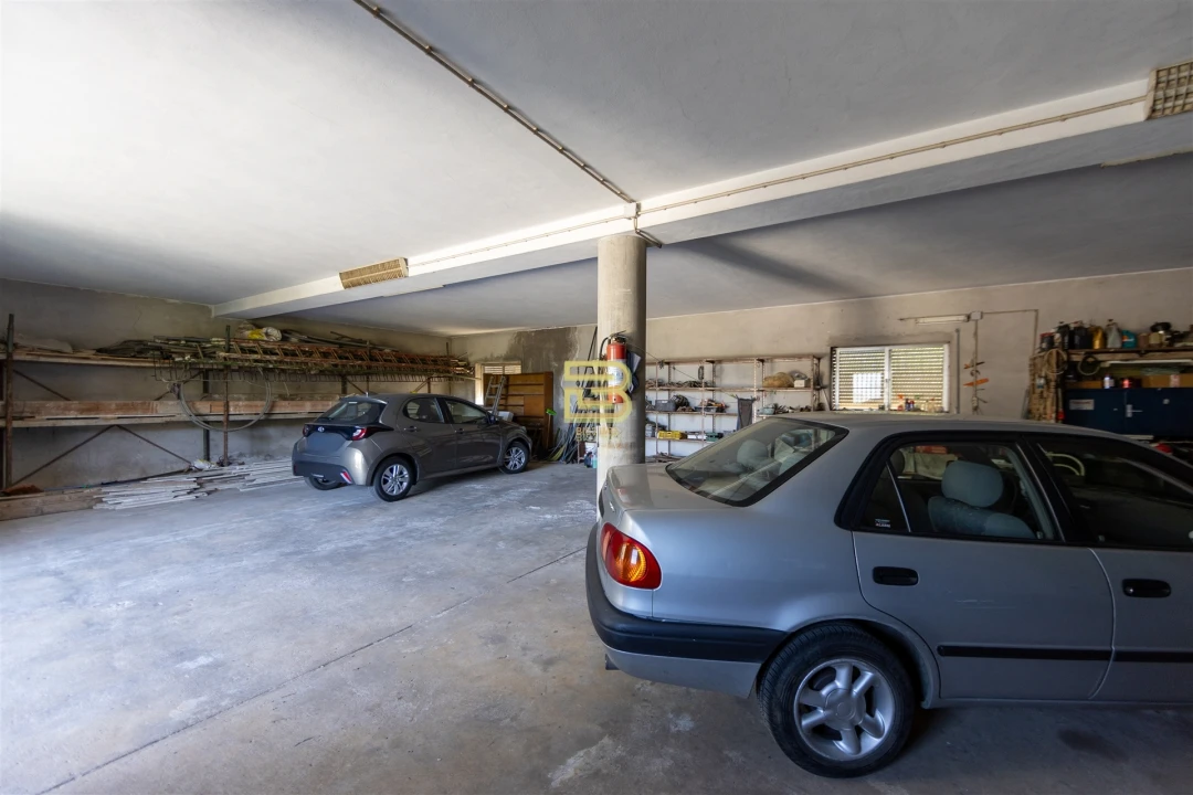 Quinta T5 para Venda em Alfena Foto 42