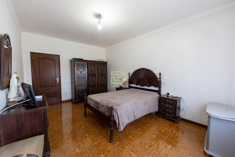 Quinta T5 para Venda em Alfena Foto 7