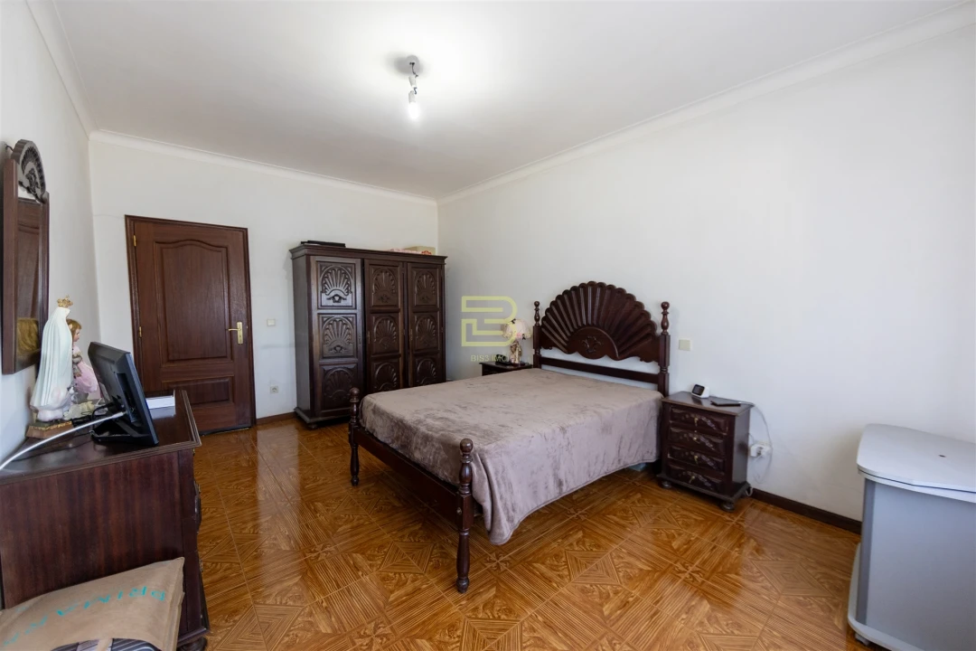 Quinta T5 para Venda em Alfena Foto 7