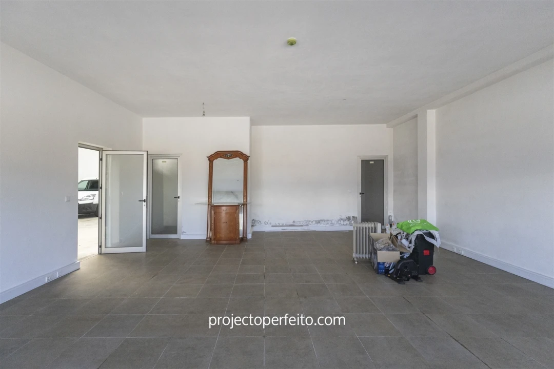 Armazém para Venda em Ovar, São João, Arada e São Vicente de Pereira Jusã Foto 9