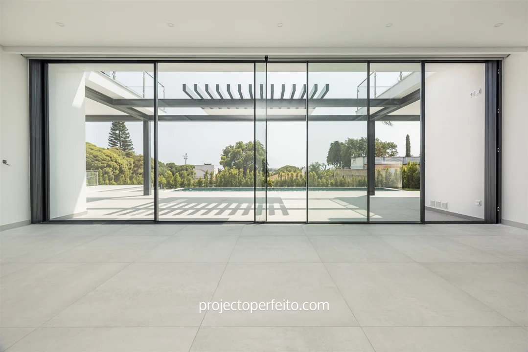Moradia T4 para Venda em Albufeira e Olhos de Água Foto 14