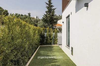 Moradia T4 para Venda em Albufeira e Olhos de Água